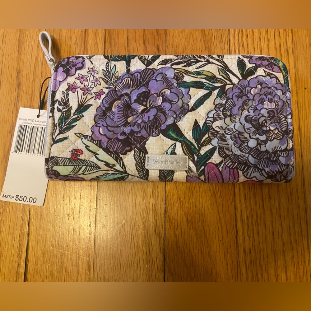 Vera Bradley Georgia style Wallet in Lavender Meadows